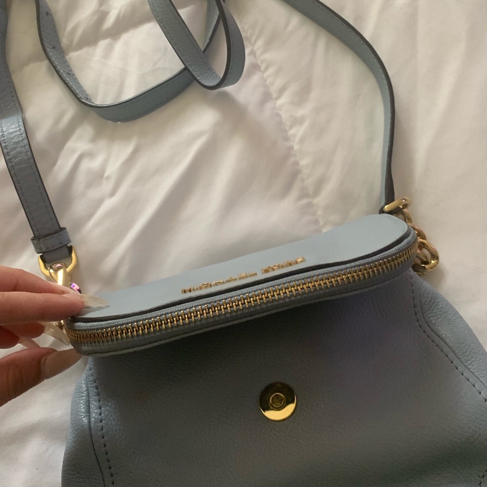 Michael Kors Crossbody - Picture 5 of 5